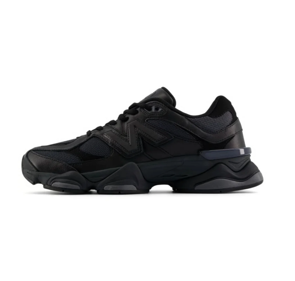 One Sneakers NB 9060